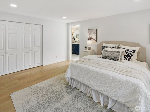 12569 37th Avenue NE, Seattle WA 98125