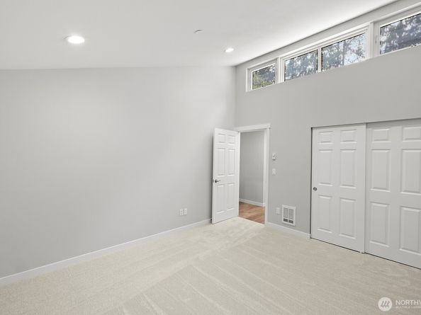 6439 139th Avenue NE 31, Redmond WA 98052