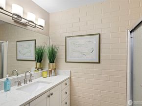 10749 Glen Acres Dr S S 10749, Seattle WA 98168
