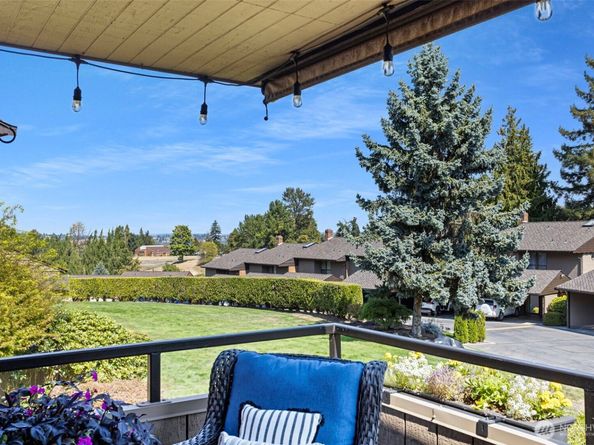 10749 Glen Acres Dr S S 10749, Seattle WA 98168