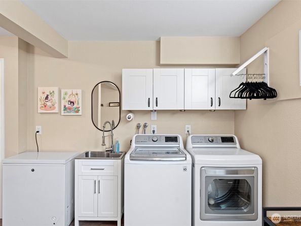 10749 Glen Acres Dr S S 10749, Seattle WA 98168