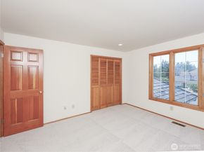 10705 57th Place W, Mukilteo WA 98275