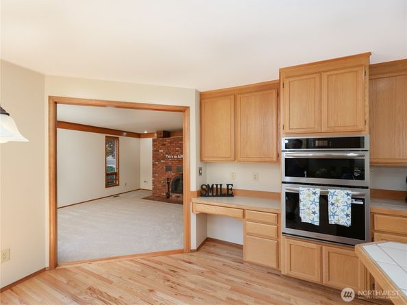 10705 57th Place W, Mukilteo WA 98275