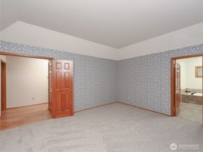 10705 57th Place W, Mukilteo WA 98275