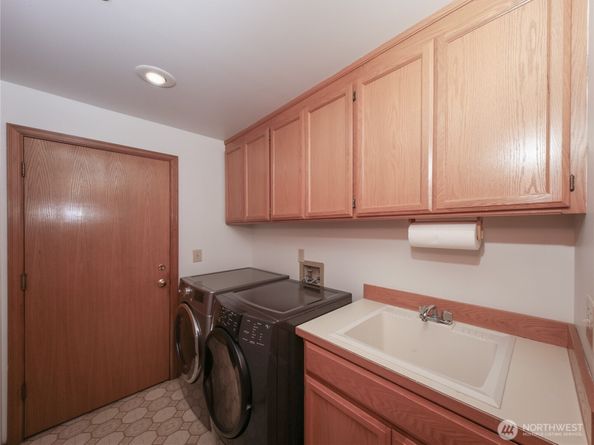 10705 57th Place W, Mukilteo WA 98275