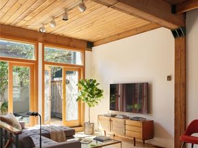 611 Post Avenue 7, Seattle WA 98104