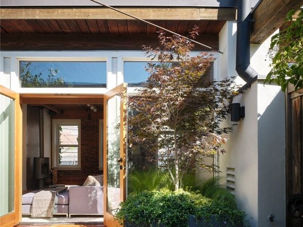611 Post Avenue 7, Seattle WA 98104