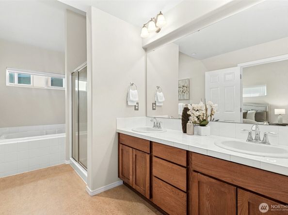 8107 165th Lane NE, Redmond WA 98052