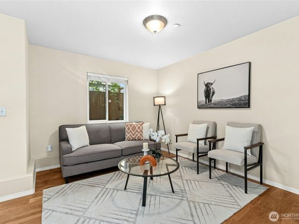 8107 165th Lane NE, Redmond WA 98052