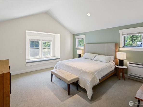 10050 and 10052 NE Winthers Road, Bainbridge Island WA 98110