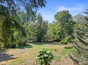 10050 and 10052 NE Winthers Road, Bainbridge Island WA 98110