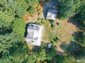 10050 and 10052 NE Winthers Road, Bainbridge Island WA 98110