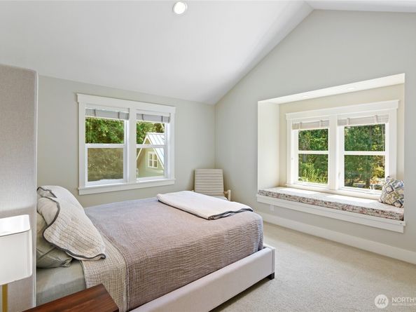 10050 and 10052 NE Winthers Road, Bainbridge Island WA 98110