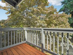 6608 117TH Avenue SE, Bellevue WA 98006