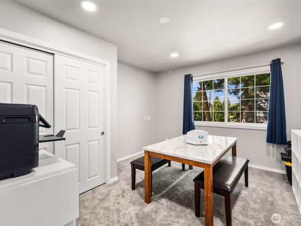 5858 156th Avenue NE, Redmond WA 98052