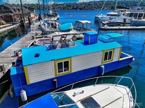 2450 Westlake Avenue N A6, Seattle WA 98109