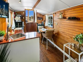 2450 Westlake Avenue N A6, Seattle WA 98109