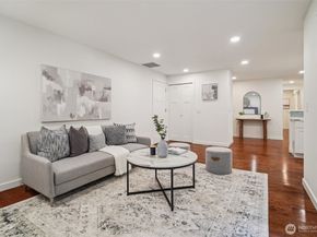 13204 NE 190th Place, Woodinville WA 98072