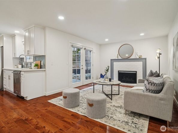 13204 NE 190th Place, Woodinville WA 98072