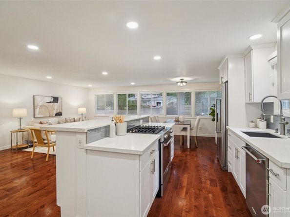 13204 NE 190th Place, Woodinville WA 98072