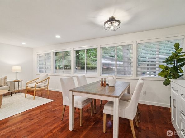 13204 NE 190th Place, Woodinville WA 98072
