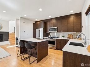 1612 N 46th Street, Seattle WA 98103