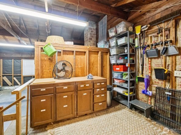 14810 Corliss Avenue N, Shoreline WA 98133