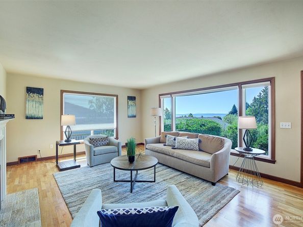 13026 10th Avenue NW, Seattle WA 98177