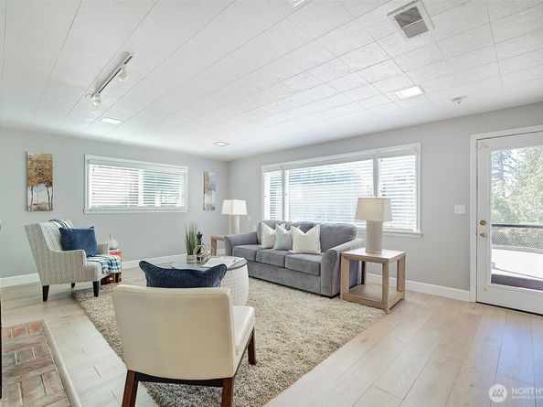 13026 10th Avenue NW, Seattle WA 98177