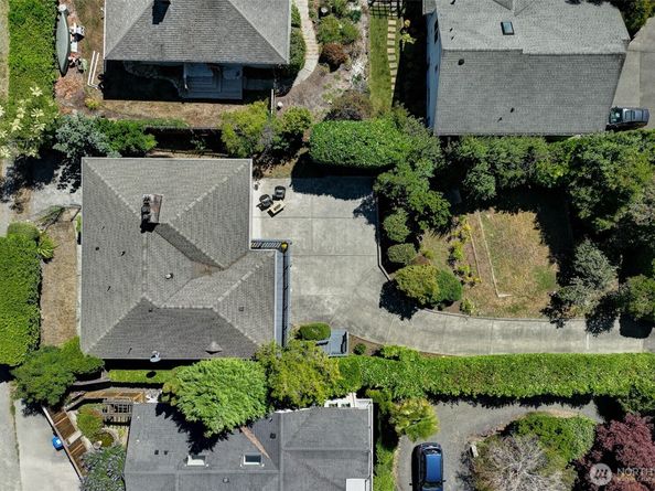 13026 10th Avenue NW, Seattle WA 98177
