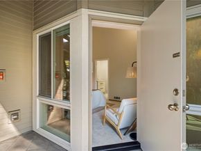 520 4th Street 31, Kirkland WA 98033