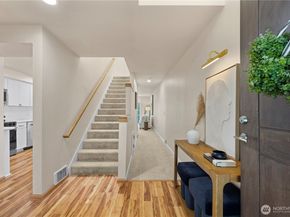 520 4th Street 31, Kirkland WA 98033