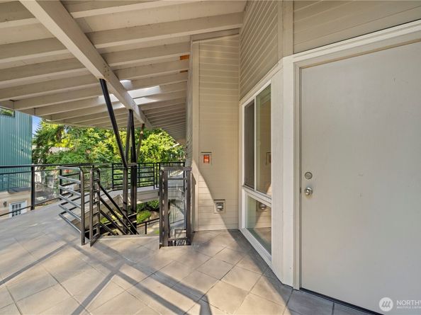 520 4th Street 31, Kirkland WA 98033
