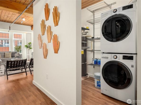 401 9th Avenue N 210, Seattle WA 98109