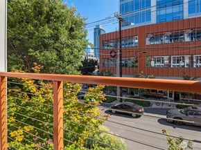 401 9th Avenue N 210, Seattle WA 98109