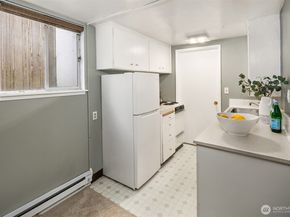 7519 24th Avenue NW, Seattle WA 98117