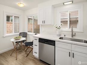 7519 24th Avenue NW, Seattle WA 98117