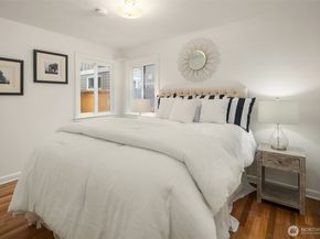7519 24th Avenue NW, Seattle WA 98117