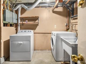 7519 24th Avenue NW, Seattle WA 98117
