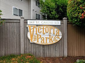 1001 W Casino Rd D104, Everett WA 98204