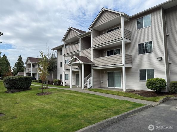 1001 W Casino Rd D104, Everett WA 98204