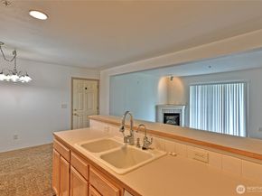 1001 W Casino Rd D104, Everett WA 98204