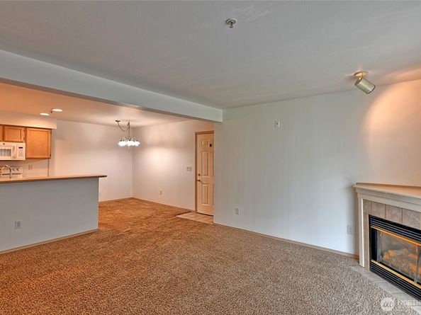 1001 W Casino Rd D104, Everett WA 98204