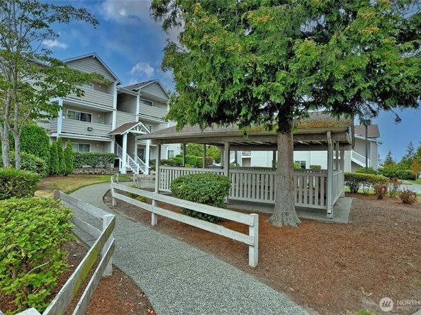 1001 W Casino Rd D104, Everett WA 98204