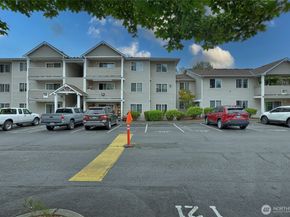 1001 W Casino Rd D104, Everett WA 98204