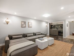 1921 E Blaine, Seattle WA 98112