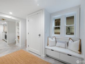 1921 E Blaine, Seattle WA 98112