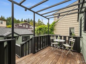 1921 E Blaine, Seattle WA 98112