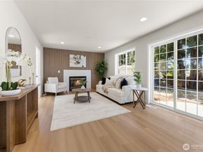 1955 S 370th Court, Federal Way WA 98003