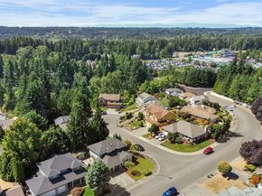 1955 S 370th Court, Federal Way WA 98003